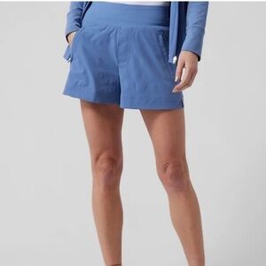 Athleta Trekkie North Short
